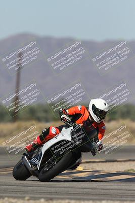 media/Oct-13-2025-Moto Forza (Mon) [[a66d839500]]/4-C Group/Session 3 (Turn 16)/